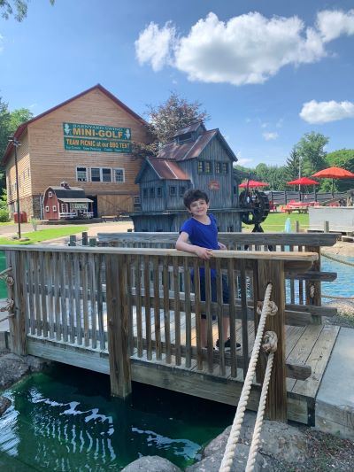 barnyard swing mini golf