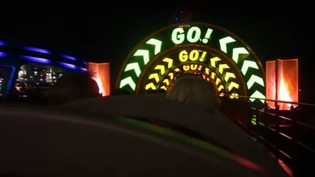 theme park rides at night